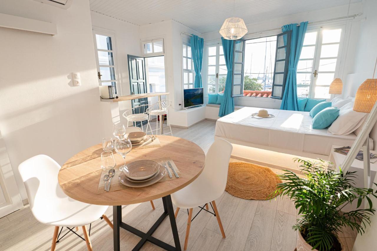 The White Rose Apartment Poros Town Exteriér fotografie